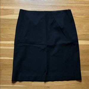 Banana republic black skirt sz 6